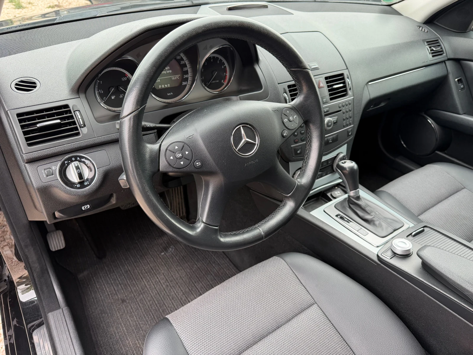 Mercedes-Benz C 180 180 Kompressor. Автоматик!! , снимка 10 - Автомобили и джипове - 56683739