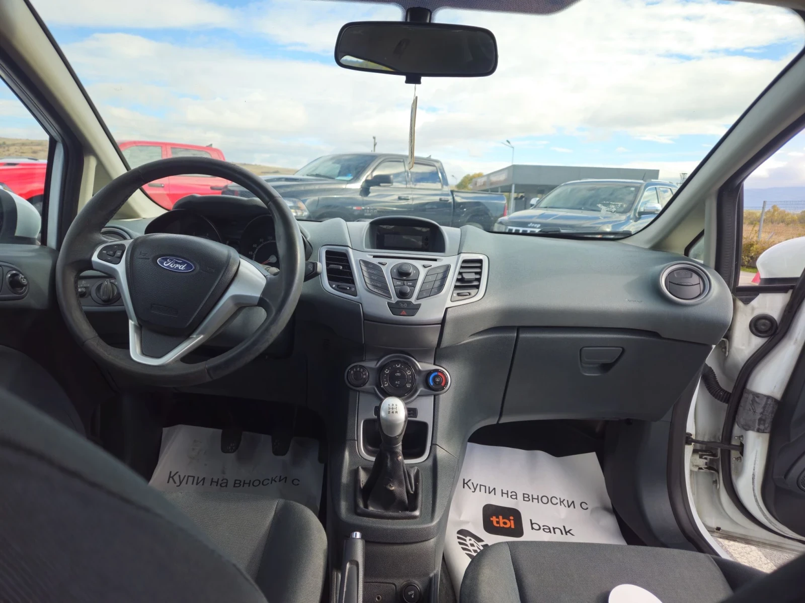 Ford Fiesta 1.2i, снимка 10 - Автомобили и джипове - 56720706