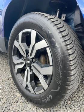 Dacia Duster 1.5 DCI 4x4 PESTIGE, снимка 14