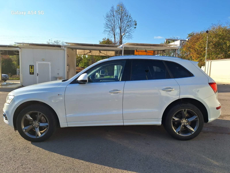 Audi Q5, снимка 2 - Автомобили и джипове - 47560728