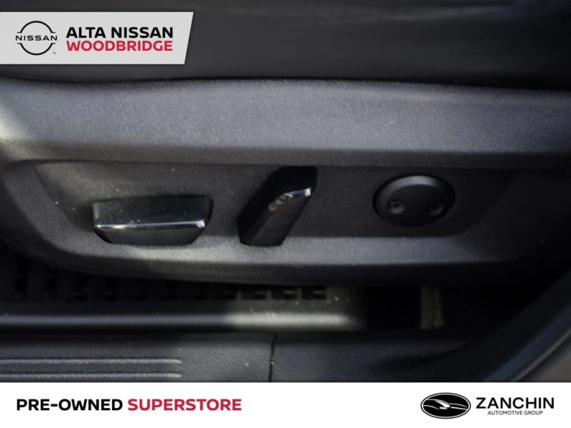 Nissan Rogue * Sv Midnight * CARFAX * ЦЕНА ДО БЪЛГАРИЯ, снимка 13 - Автомобили и джипове - 52969168