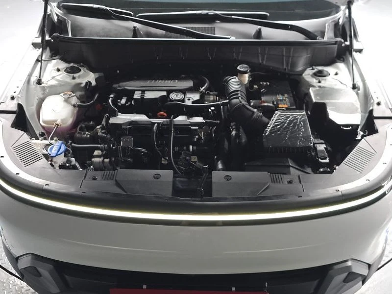 Hyundai Kona Gasoline 1.6 Turbo 2WD| 177к.с.| ВКЛ.ТЕХНОТЕСТ, снимка 6 - Автомобили и джипове - 55099042