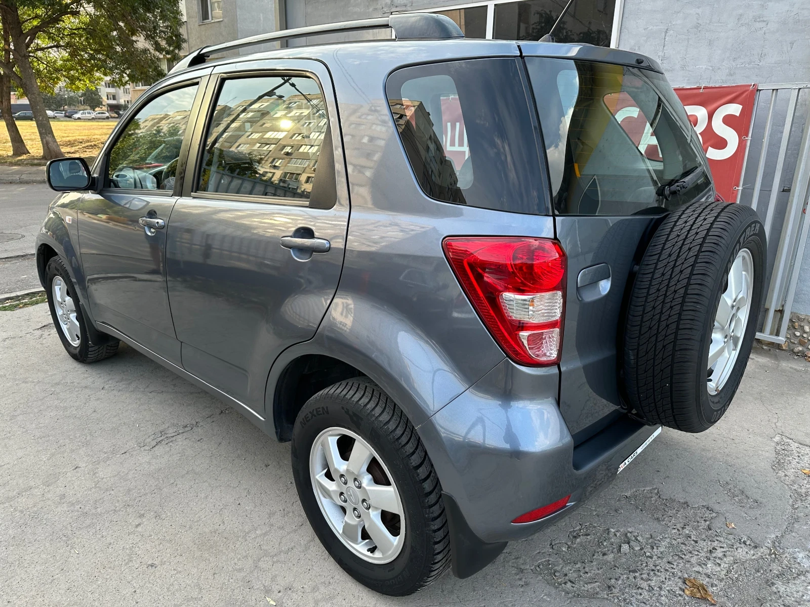 Daihatsu Terios 1.5i-105к.с Автомат 4х4 - изображение 2