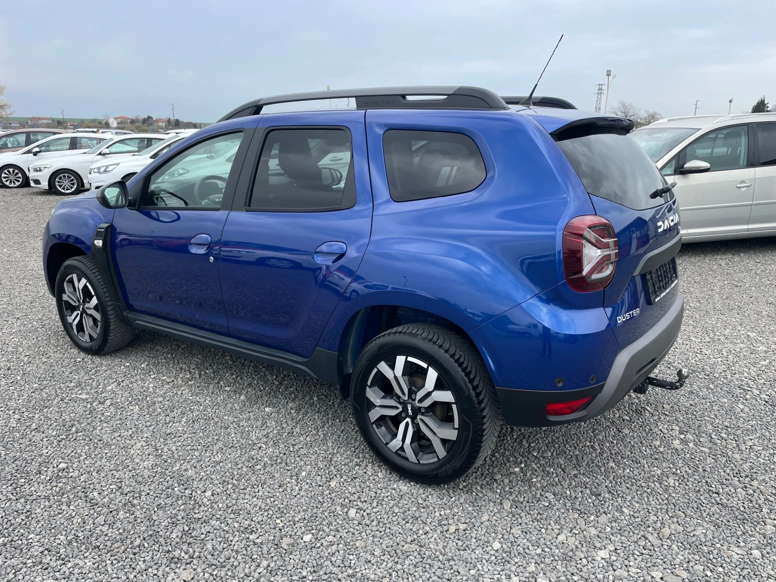 Dacia Duster 1.5 DCI 4x4 PESTIGE - изображение 4