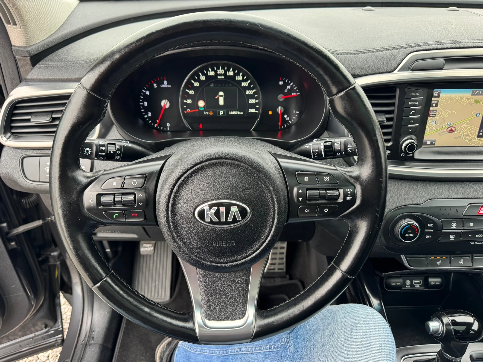 Kia Sorento 144571км* 6+ 1* LED* ПАНОРАМА* ПОДГРЕВ* КОЖА*  - изображение 9