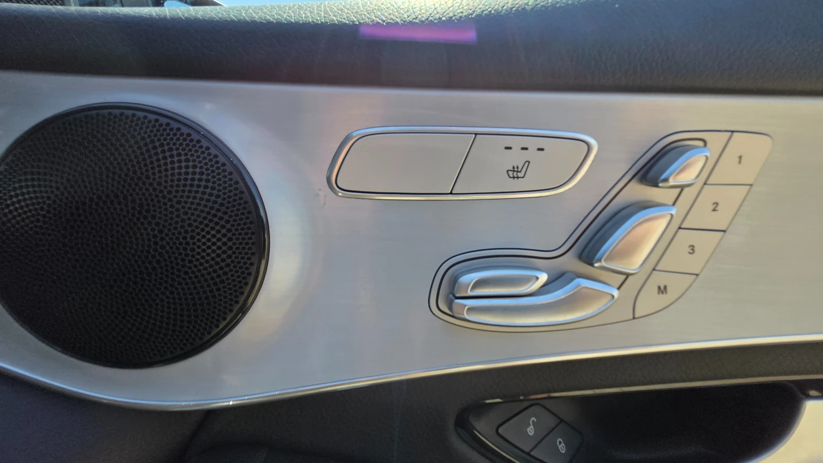 Mercedes-Benz GLC FACELIFT 300 4matic, снимка 13 - Автомобили и джипове - 53721994