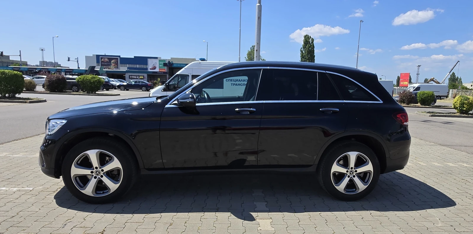 Mercedes-Benz GLC FACELIFT 300 4matic, снимка 2 - Автомобили и джипове - 53721994