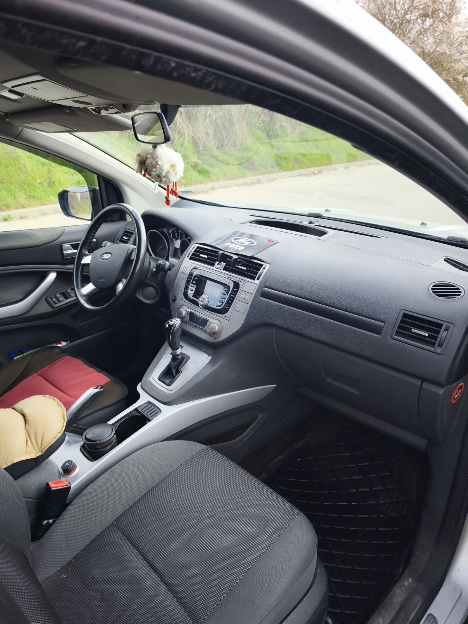 Ford Kuga, снимка 15 - Автомобили и джипове - 53778057