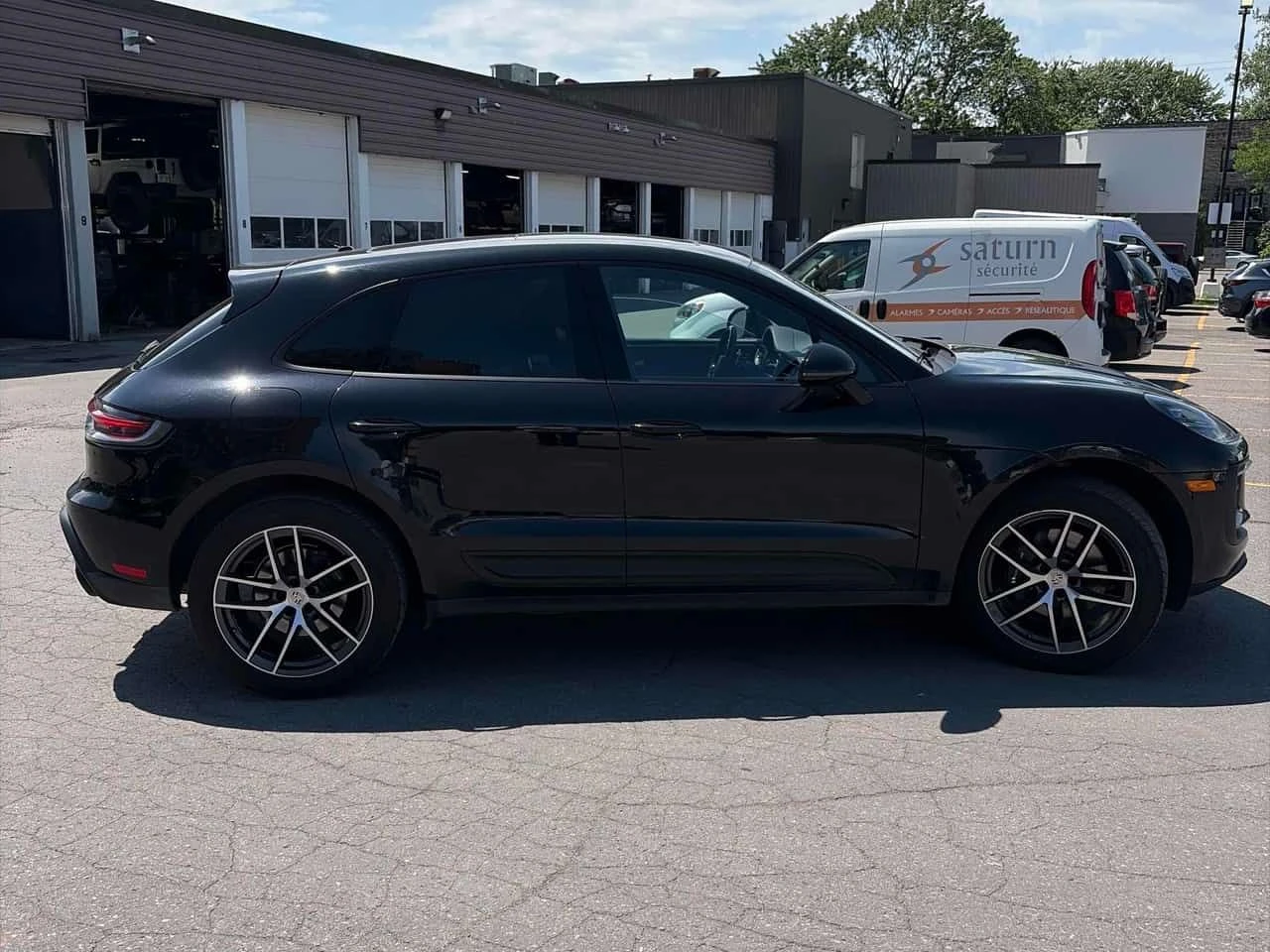 Porsche Macan * AWD * КАМЕРА* ПАНОРАМА* ОБДУХВАНЕ* , снимка 3 - Автомобили и джипове - 54891549