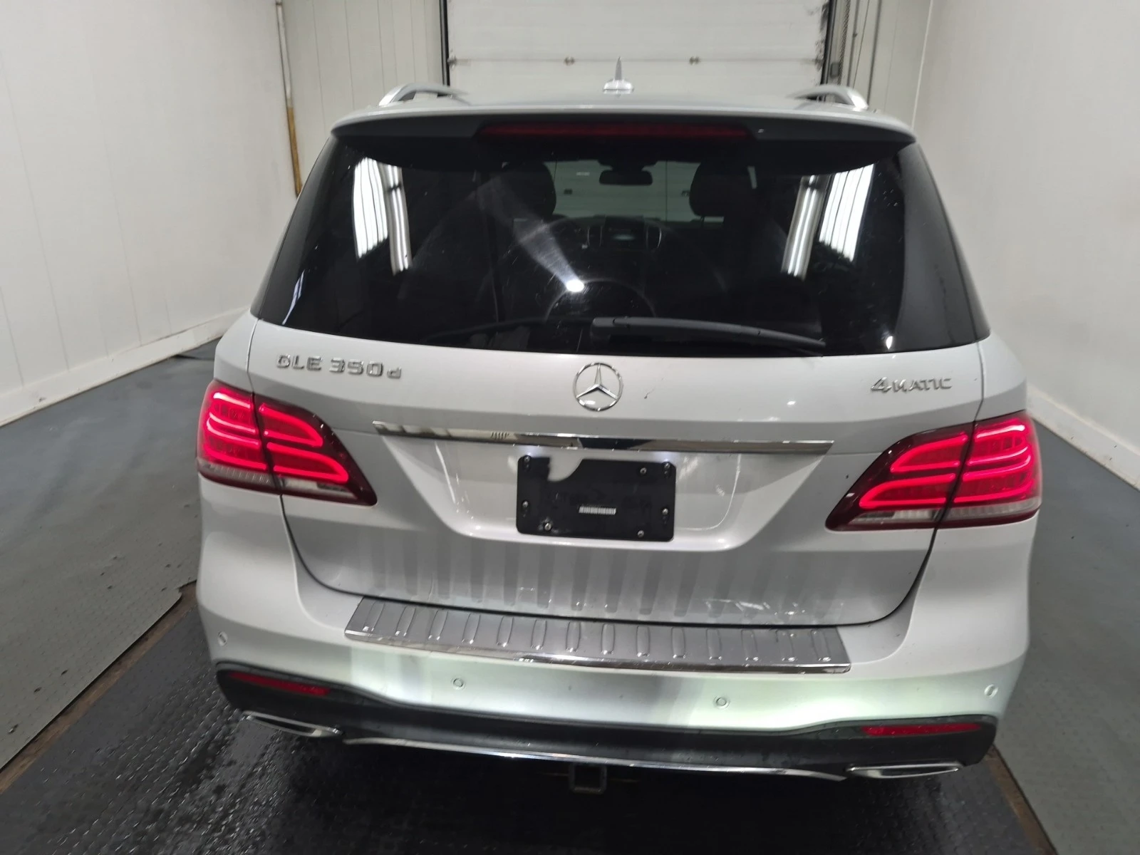 Mercedes-Benz GLE, снимка 16 - Автомобили и джипове - 55119640