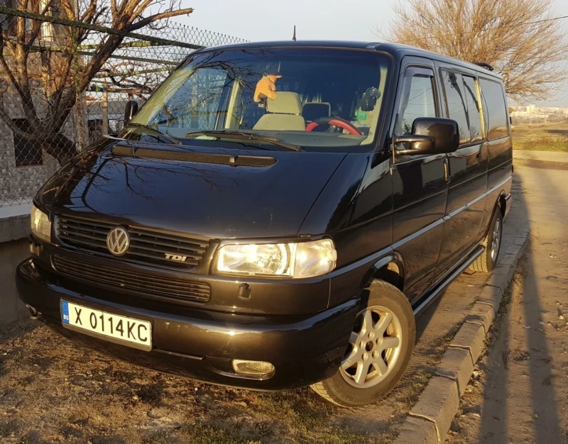 VW Caravelle 2.5 TDI 102 k. D?lga baza , снимка 9 - Бусове и автобуси - 48732959