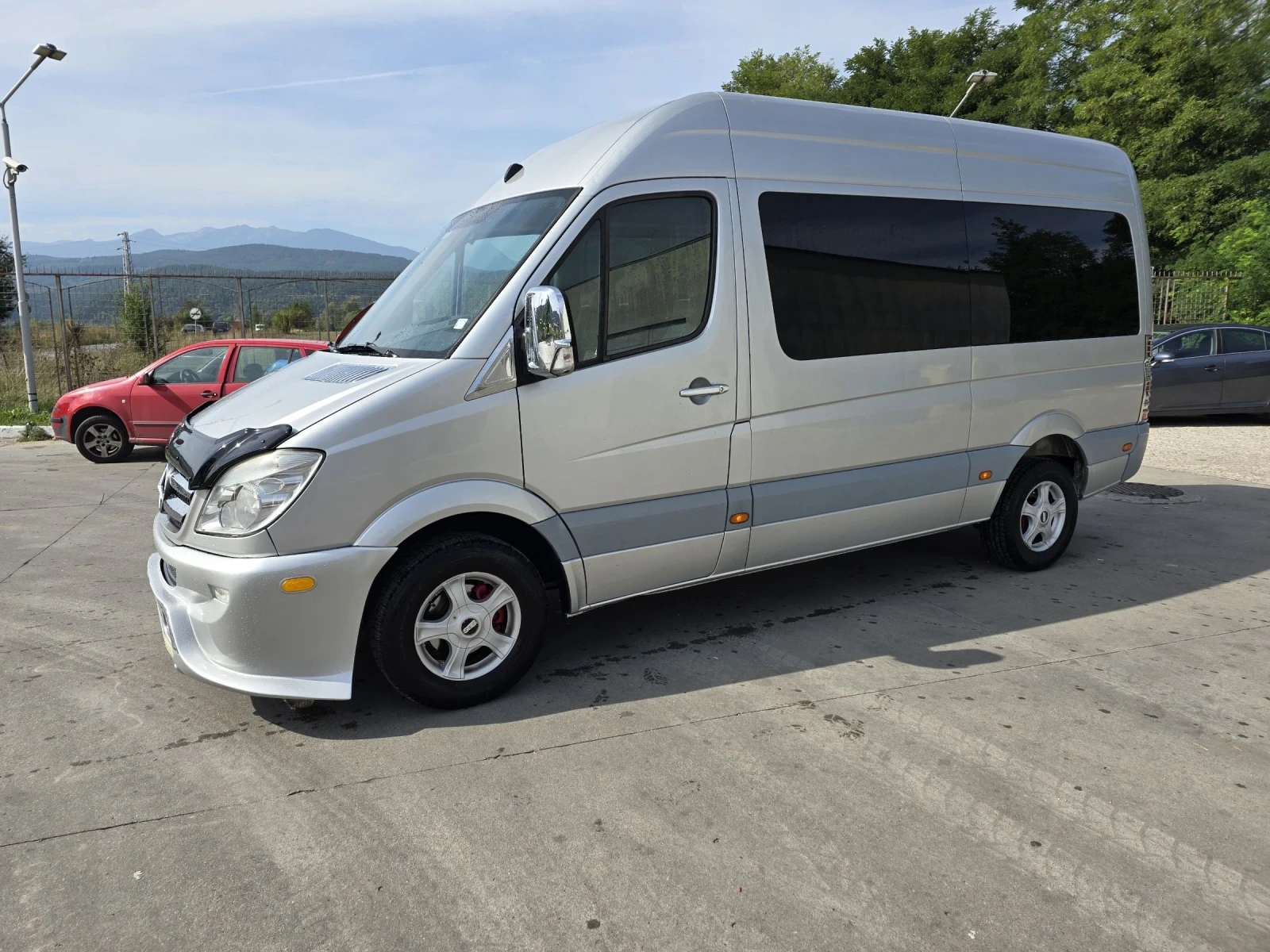 Mercedes-Benz Sprinter 315 8+ 1 - изображение 2