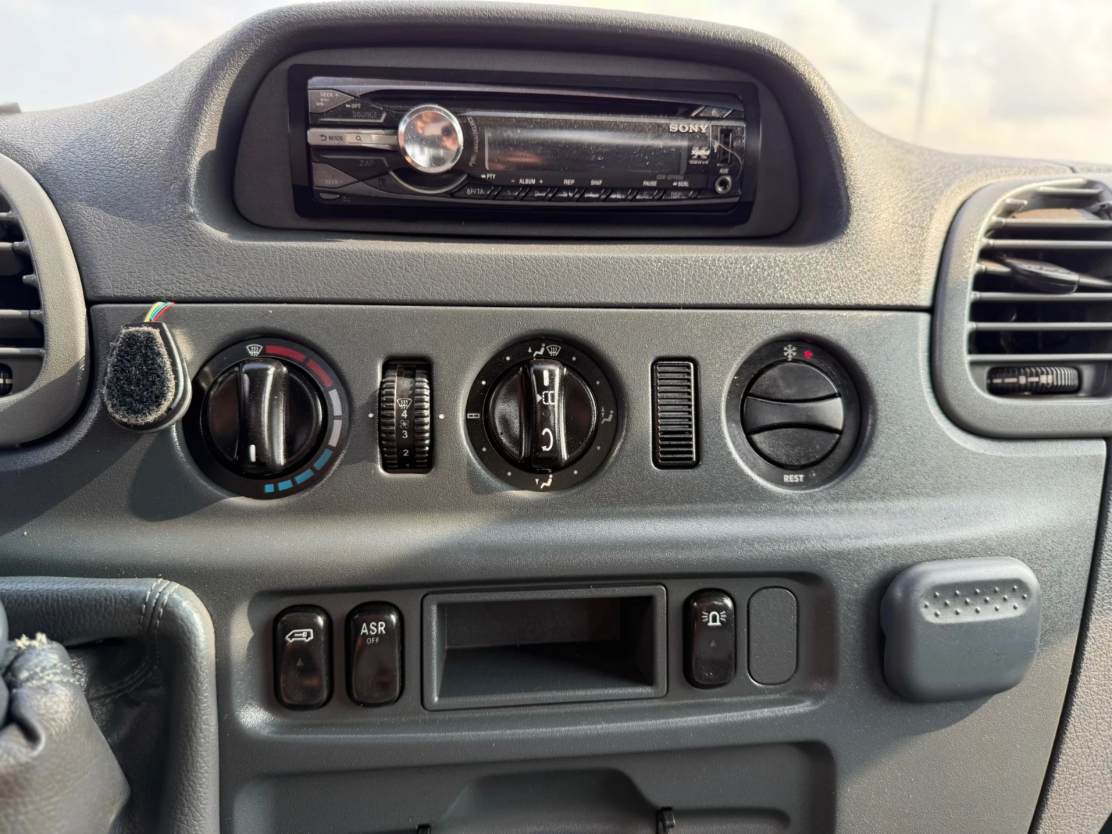 Mercedes-Benz Sprinter 515 3.5Т КАТ Б * КЛИМАТИК*  - изображение 7