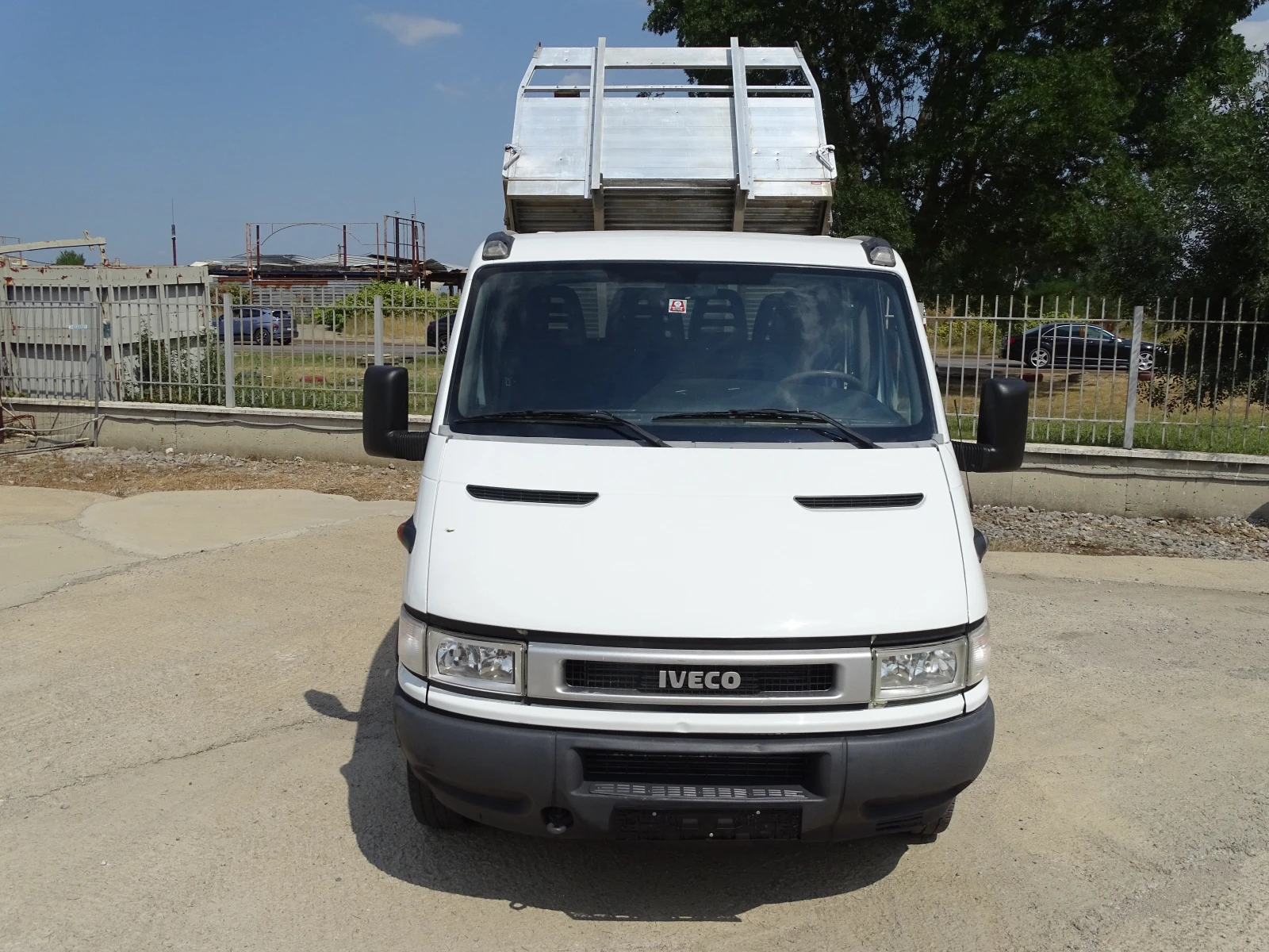 Iveco Daily 35C14 3.0HPI  КАТ. * Б* 7-места, снимка 2 - Бусове и автобуси - 55654849