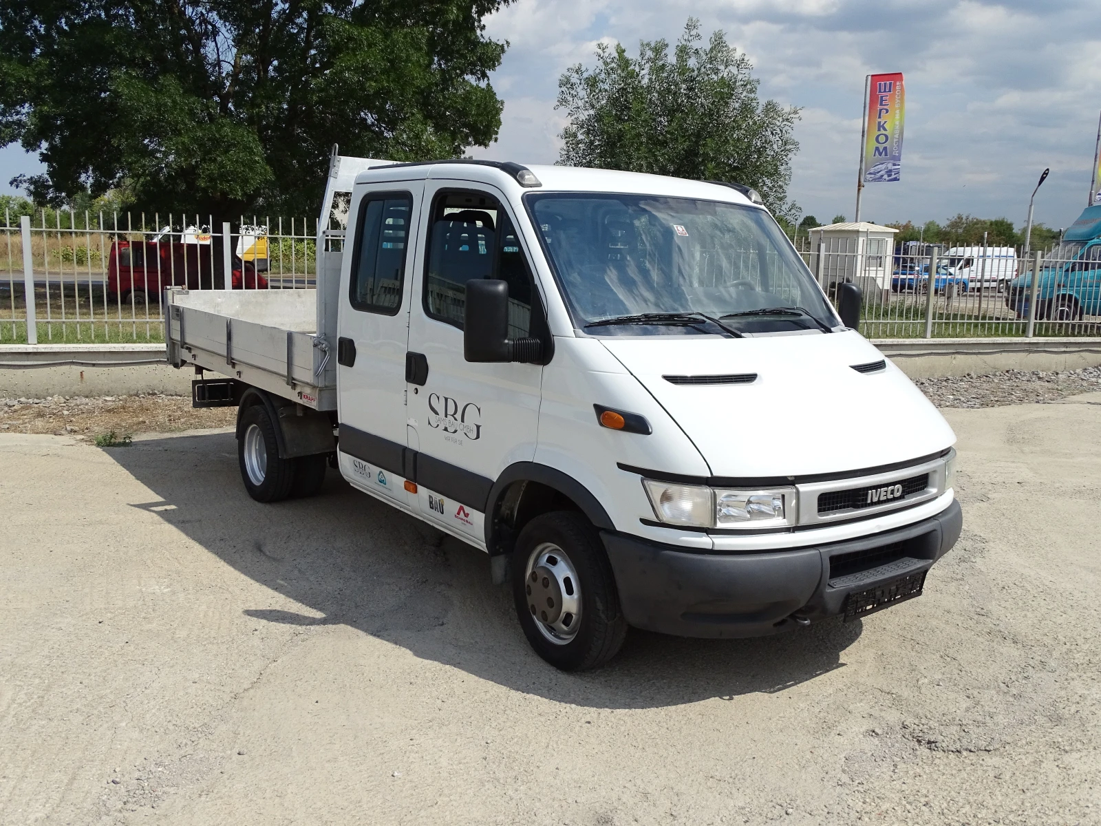 Iveco Daily 35C14 3.0HPI  КАТ. * Б* 7-места, снимка 9 - Бусове и автобуси - 55654849
