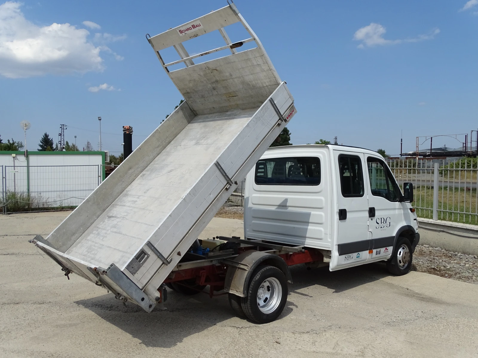 Iveco Daily 35C14 3.0HPI  КАТ. * Б* 7-места, снимка 6 - Бусове и автобуси - 55654849