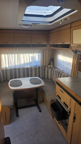 Каравана HYMER / ERIBA HYMER swing 465, снимка 10