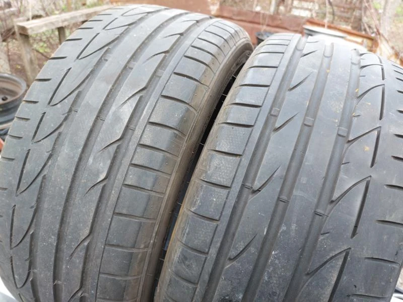 Гуми Летни 225/40R18, снимка 2 - Гуми и джанти - 36664512