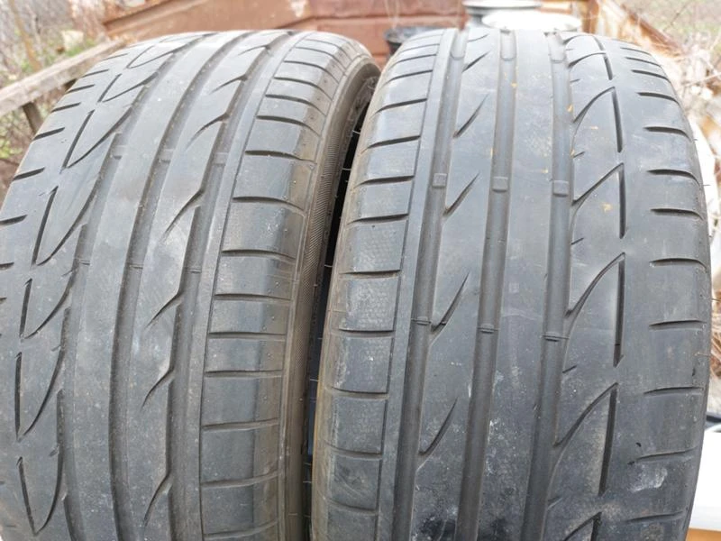 Гуми Летни 225/40R18, снимка 1 - Гуми и джанти - 36664512