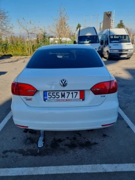 VW Jetta 2.0 TDI, снимка 9