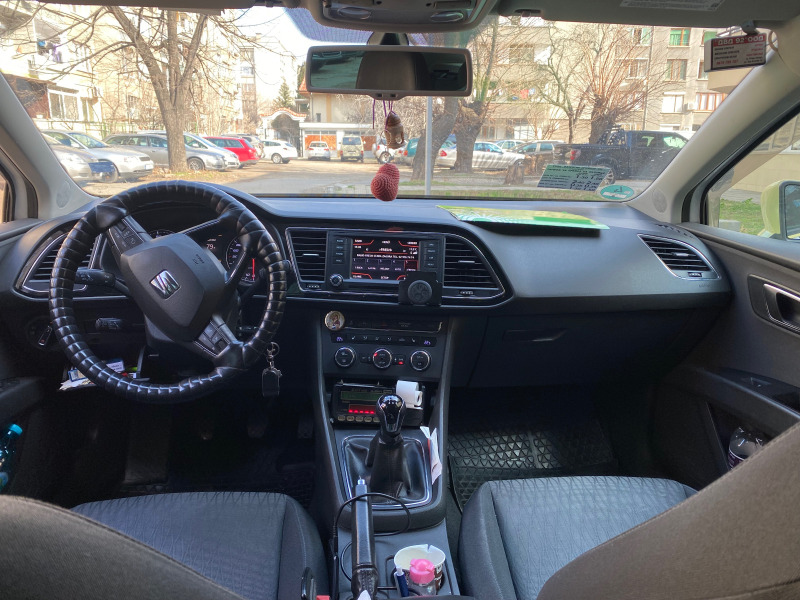Seat Leon, снимка 4 - Автомобили и джипове - 45502861