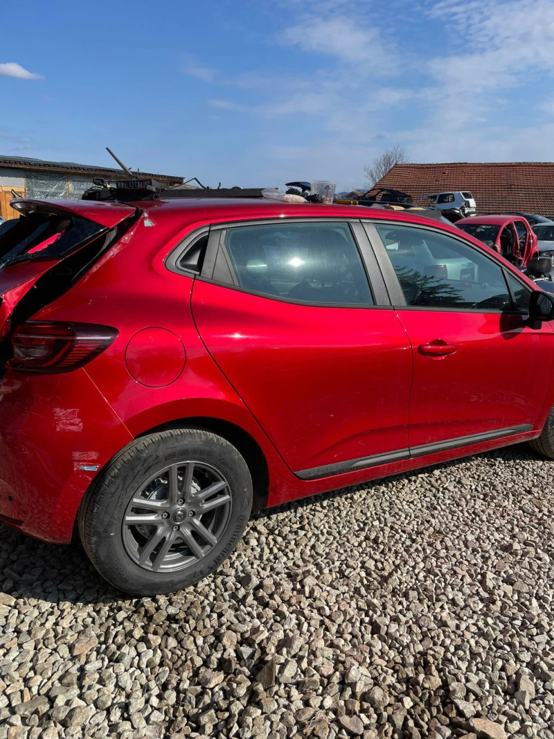 Renault Clio 1.0Tce, снимка 3 - Автомобили и джипове - 45090132