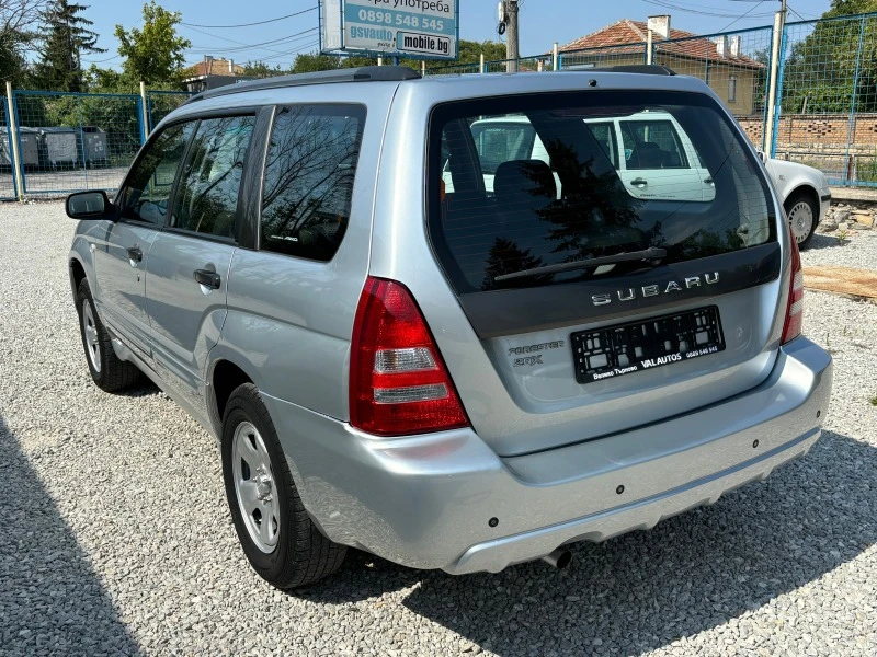 Subaru Forester 2.0i 125 АВТОМАТ ПАРКТРОНИК ПАНОРАМА ТЕМПОМАТ, снимка 5 - Автомобили и джипове - 46787462