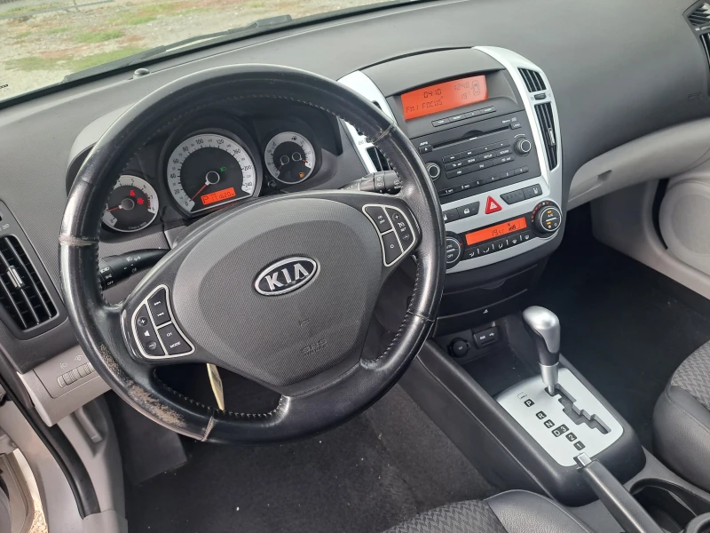 Kia Ceed 2.0-АВТОМАТ - PREMIUM, снимка 12 - Автомобили и джипове - 47461801