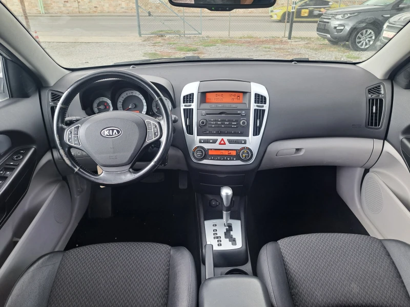 Kia Ceed 2.0-АВТОМАТ - PREMIUM, снимка 13 - Автомобили и джипове - 47461801