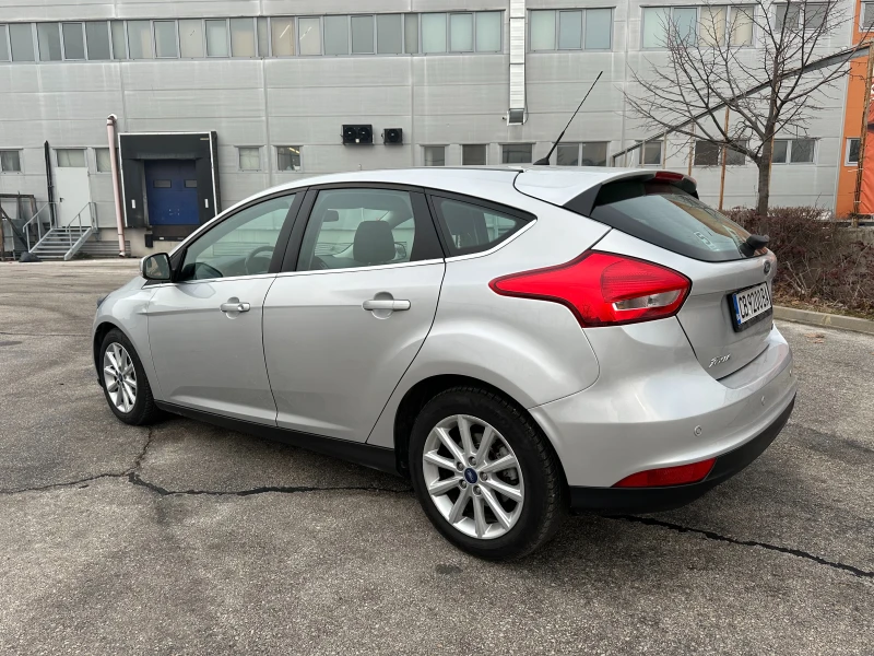 Ford Focus 1.0i 125 к.с., снимка 3 - Автомобили и джипове - 48588241