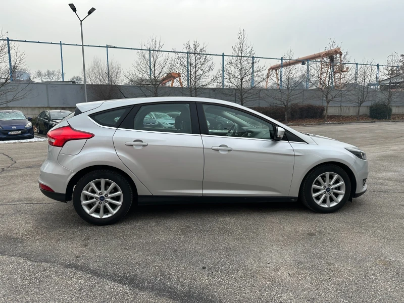 Ford Focus 1.0i 125 к.с., снимка 5 - Автомобили и джипове - 48588241