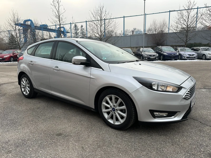 Ford Focus 1.0i 125 к.с., снимка 6 - Автомобили и джипове - 48588241