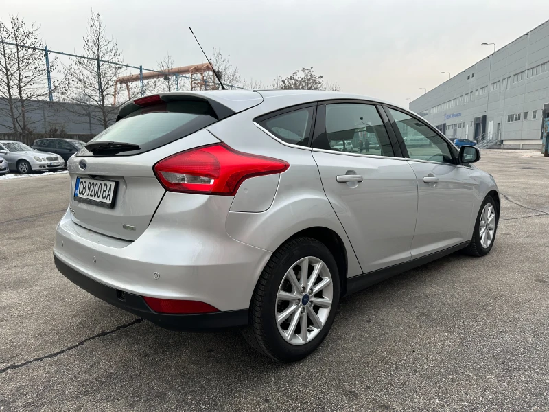 Ford Focus 1.0i 125 к.с., снимка 4 - Автомобили и джипове - 48588241