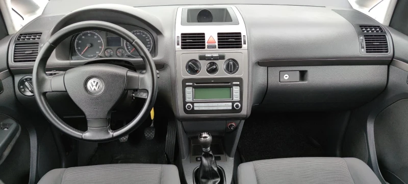 VW Touran 1.6i* BIFUEL* , снимка 12 - Автомобили и джипове - 48707429