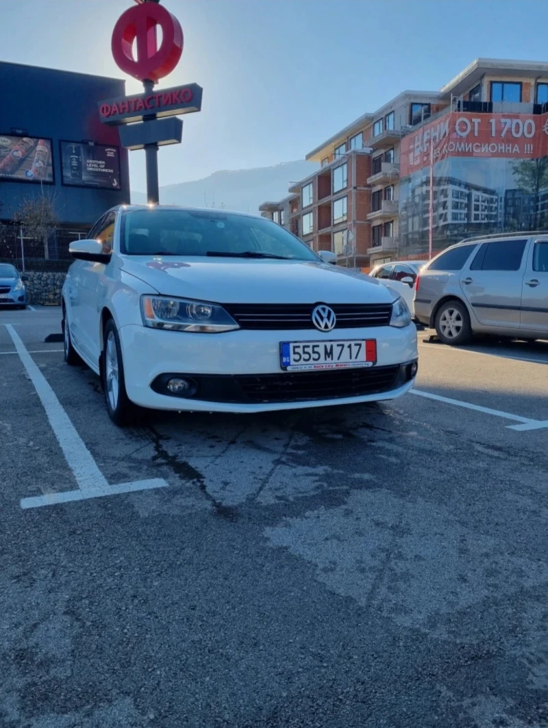 VW Jetta 2.0 TDI, снимка 1 - Автомобили и джипове - 48889243