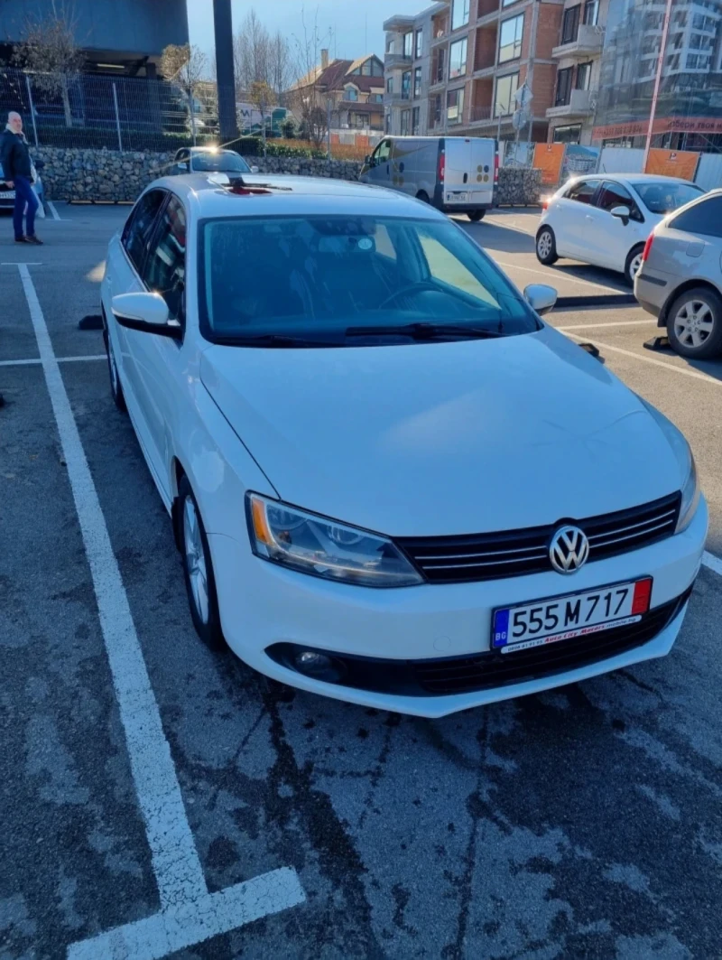 VW Jetta 2.0 TDI, снимка 8 - Автомобили и джипове - 49536222