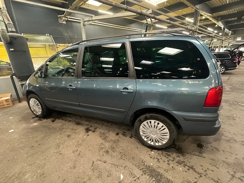 VW Sharan, снимка 4 - Автомобили и джипове - 49235232