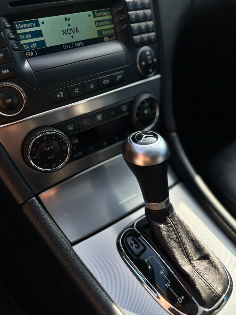 Mercedes-Benz C 320, снимка 7 - Автомобили и джипове - 51862372