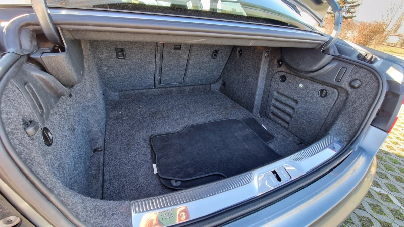 Skoda Superb 2.0 ТDI, снимка 15 - Автомобили и джипове - 52790186