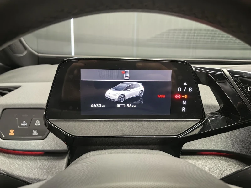 VW ID.3 PURE* 110kw* 4500KM* AMBIENT* LED* ПОДГРЕВ* DIGITA, снимка 6 - Автомобили и джипове - 53380731