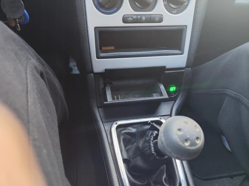 Opel Astra, снимка 12 - Автомобили и джипове - 53423872