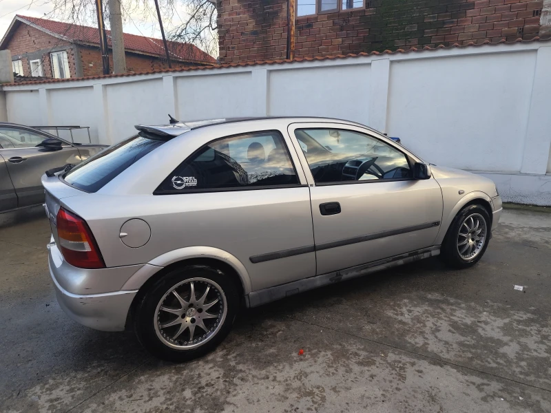 Opel Astra, снимка 5 - Автомобили и джипове - 53423872