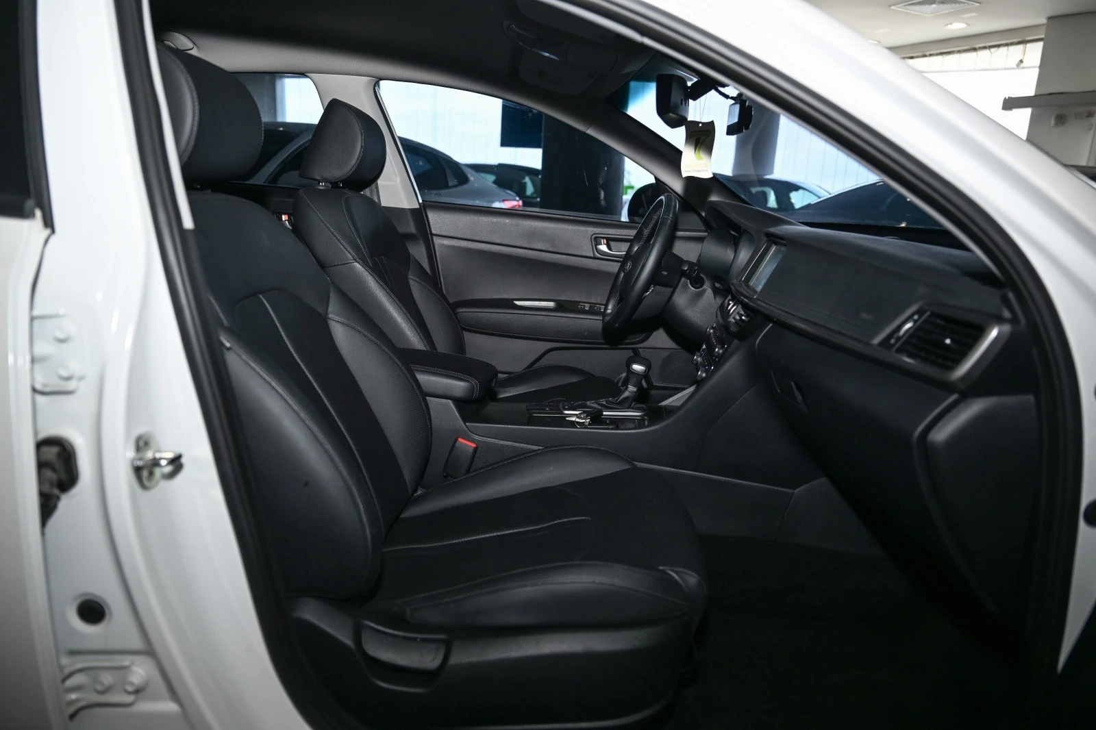 Kia K5 2.0 LPG       | Mobile.bg   15