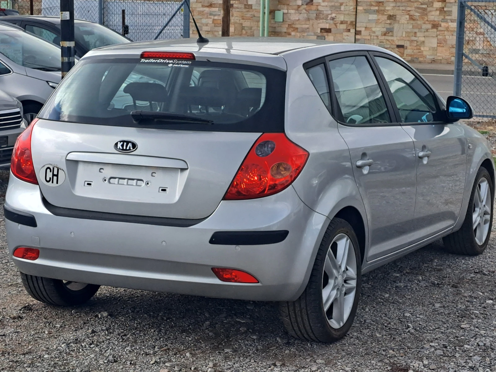 Kia Ceed 2.0-АВТОМАТ - PREMIUM - изображение 5