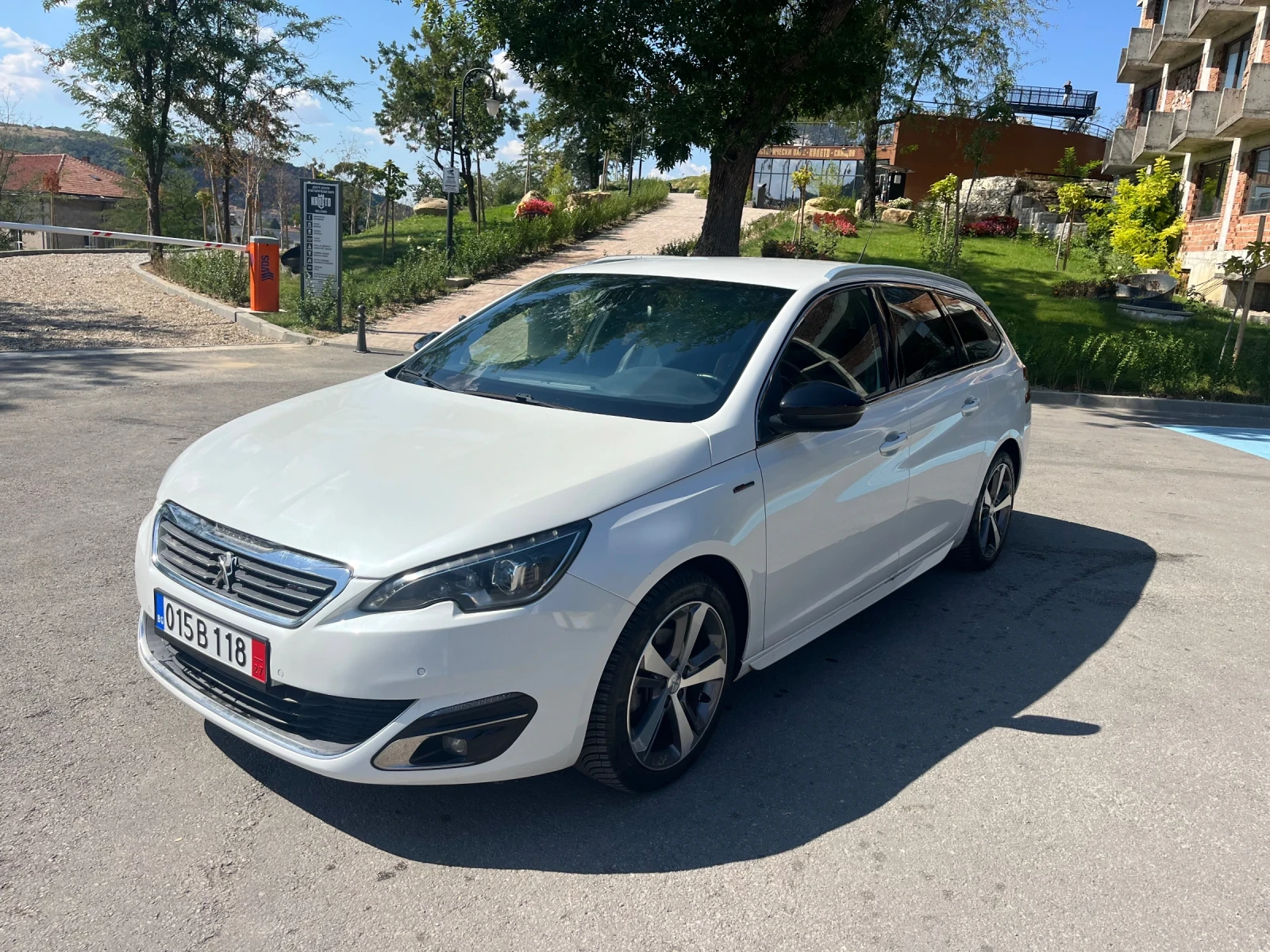 Peugeot 308 GTline* FullLed* Navi* Камера* Перла