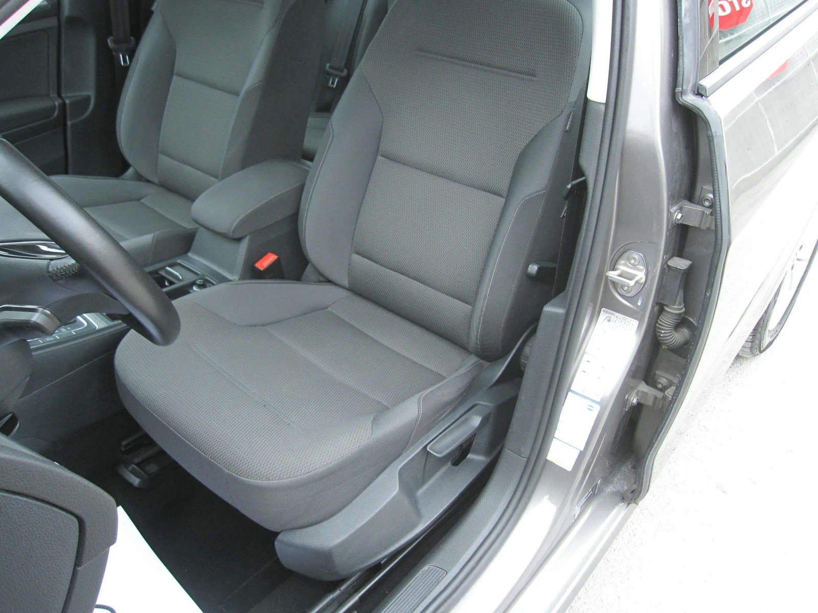 VW Golf Variant Автомат, 1, 6-TDI - изображение 10
