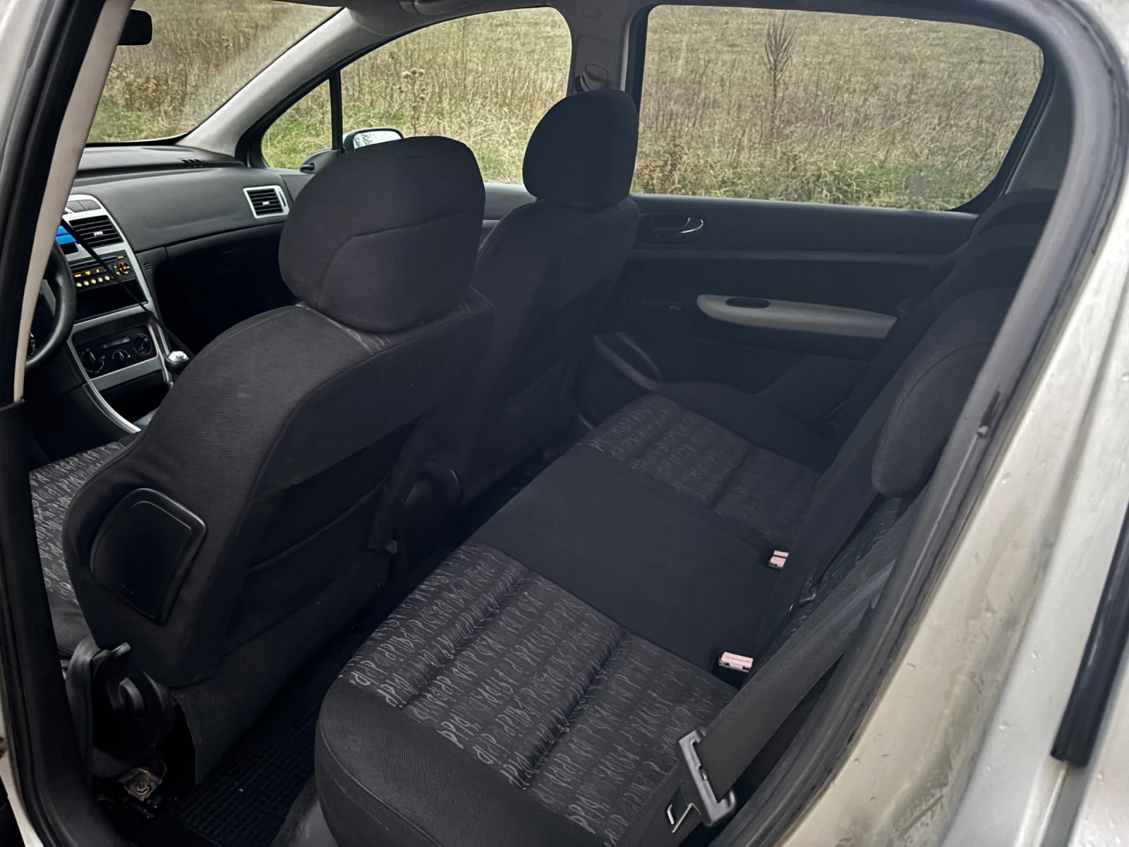 Peugeot 307 1.6 HDI  - изображение 6