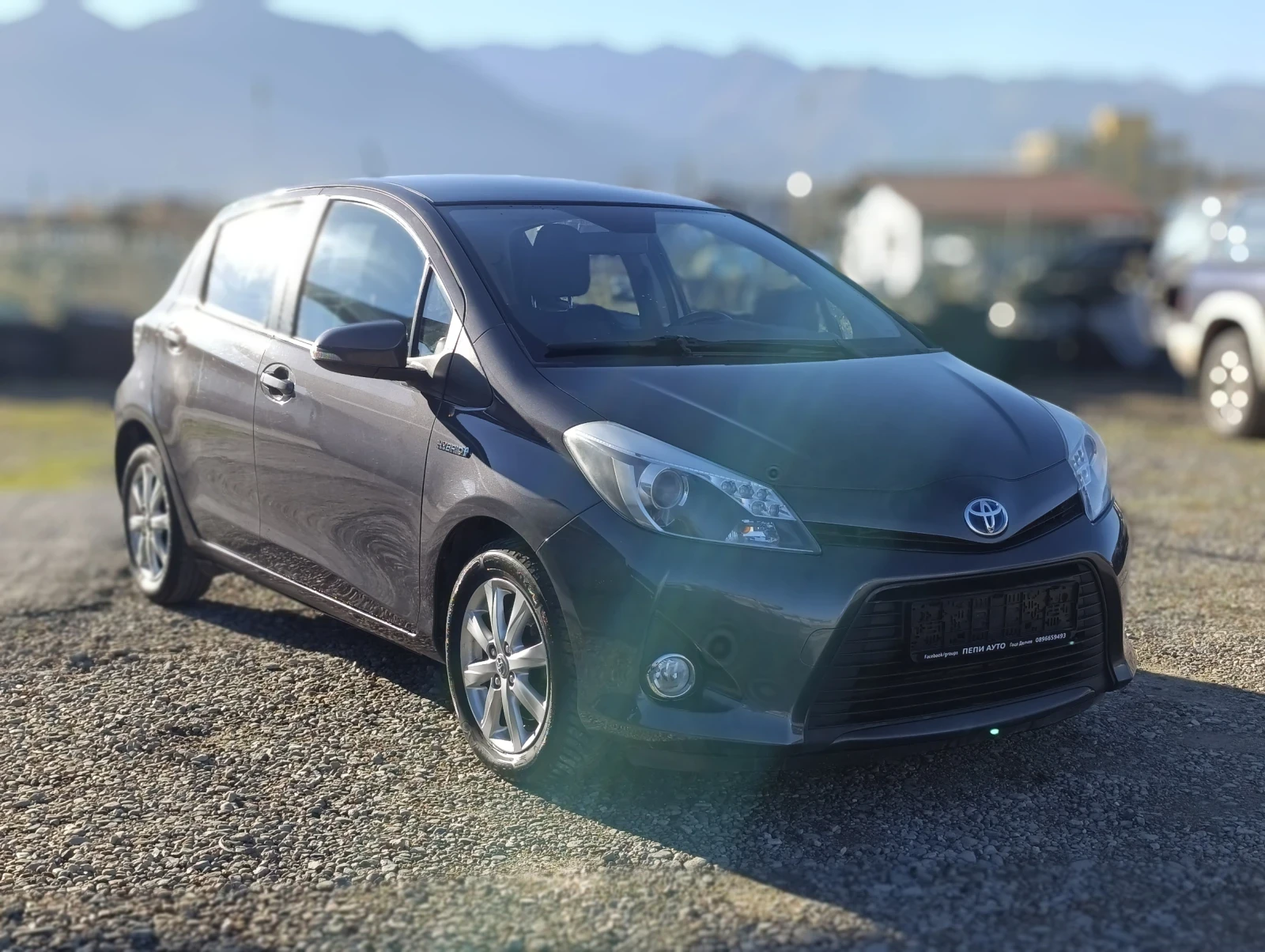 Toyota Yaris Toyota Yaris 1.5 Hybrid Lounge | Mobile.bg   6