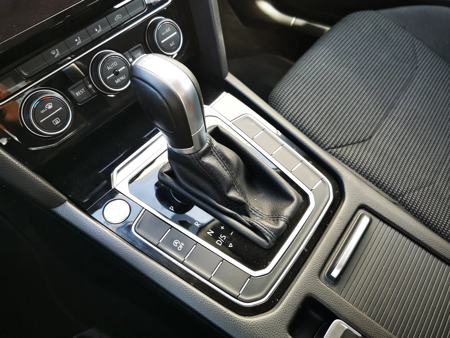 VW Arteon 1.5 TSI EVO BMT DSG | Mobile.bg � ����������� 11