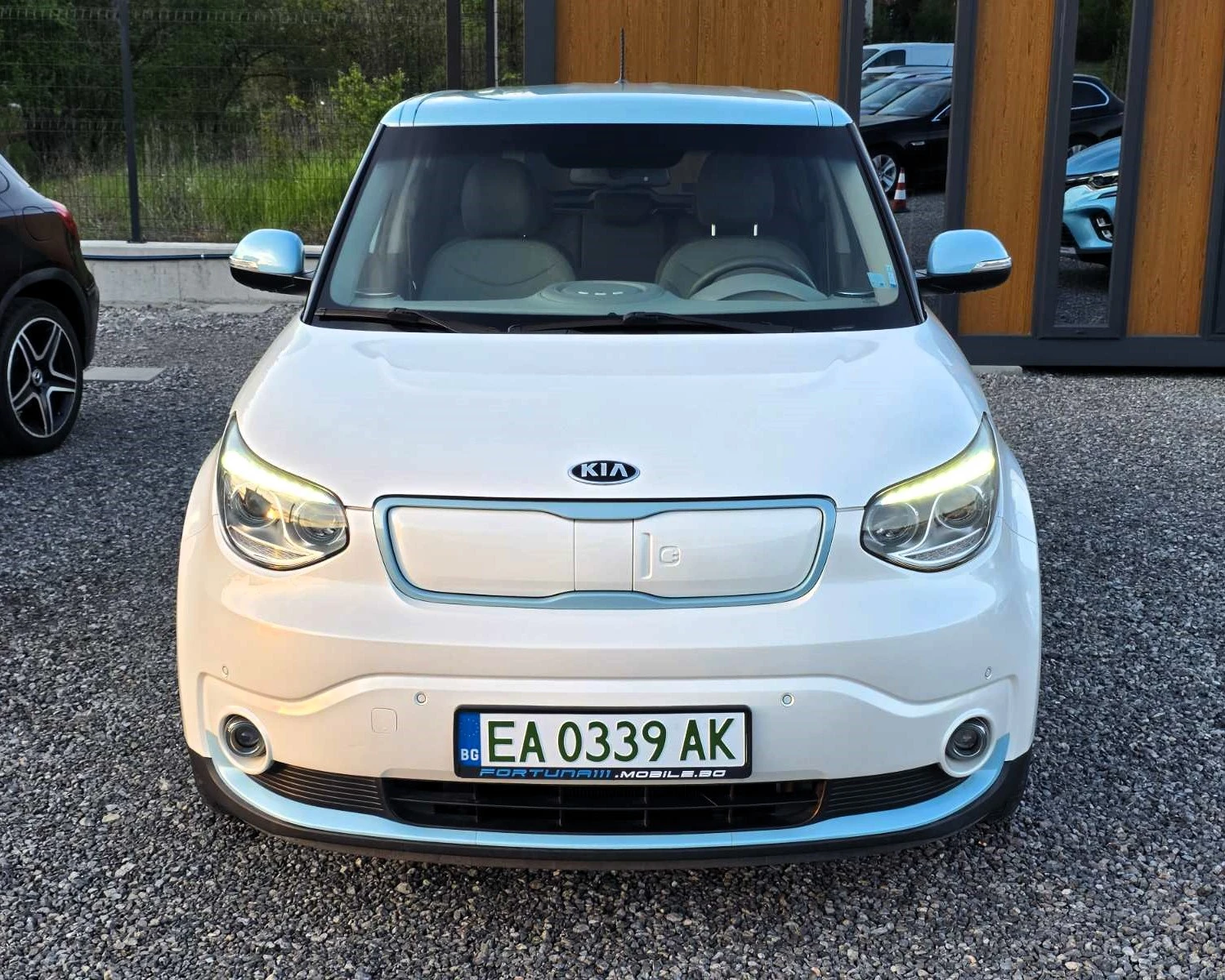 Kia Soul Full Eco Electric/Термопомпа* , снимка 2 - Автомобили и джипове - 52696721